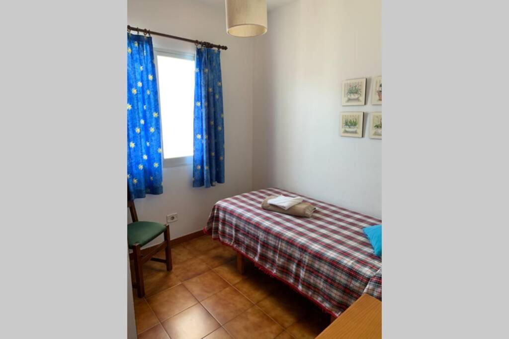 Apartamento En Playa Santo Tomas 1-5 Es Migjorn Gran Eksteriør bilde