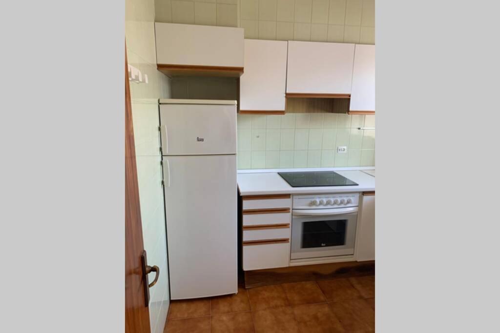 Apartamento En Playa Santo Tomas 1-5 Es Migjorn Gran Eksteriør bilde